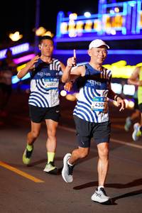 BIB: 877, 4304
                            <button type="button" onclick="openModal(22845826)" class="btn btn-primary btn-sm float-right btn-popup" data-toggle="modal" data-target=".modal-high-quality">
                        <i class="fas fa-shopping-cart"></i> Add to Cart
                    </button>
                                            <button type="button" onclick="isThisMe(22845826, true)" class="btn btn-success btn-sm float-right btn-popup btn-isme hidden" data-toggle="tooltip" data-placement="bottom" title="นี่คือรูปของคุณใช่ไหม คลิกที่นี่เพื่อเอาเข้าอัลบั้ม">
                        <i class="fas fa-plus"></i> Add to album
                    </button>
                    <button type="button" onclick="isThisMe(22845826, false)" class="btn btn-warning btn-sm float-right btn-popup btn-isnotme hidden">
                        <i class="fas fa-ban"></i> Remove from album
                    </button>